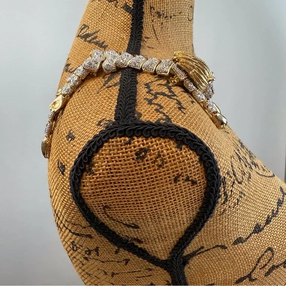 Rhinestone Gold Tone Articulated Lion Brooch - Picture 2 of 16